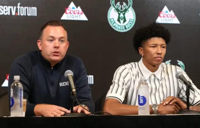 开云登录入口-雄鹿GM：满意休赛期补强 下赛季雄鹿仍是顶级球队