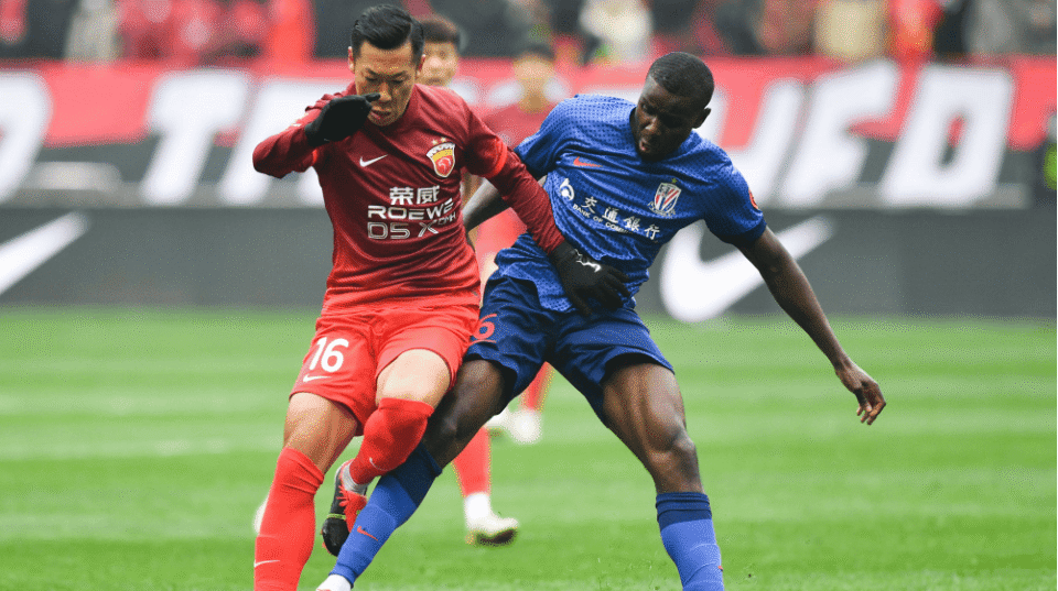 开云网页版-前申花外援炮轰斯卢茨基：伤愈1周便让我首发 与他交恶迫使我离队